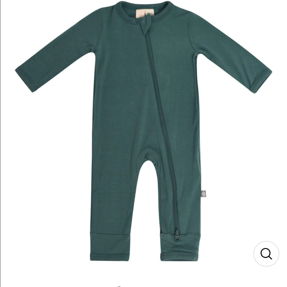 Kyte Baby zippered Romper in Emerald